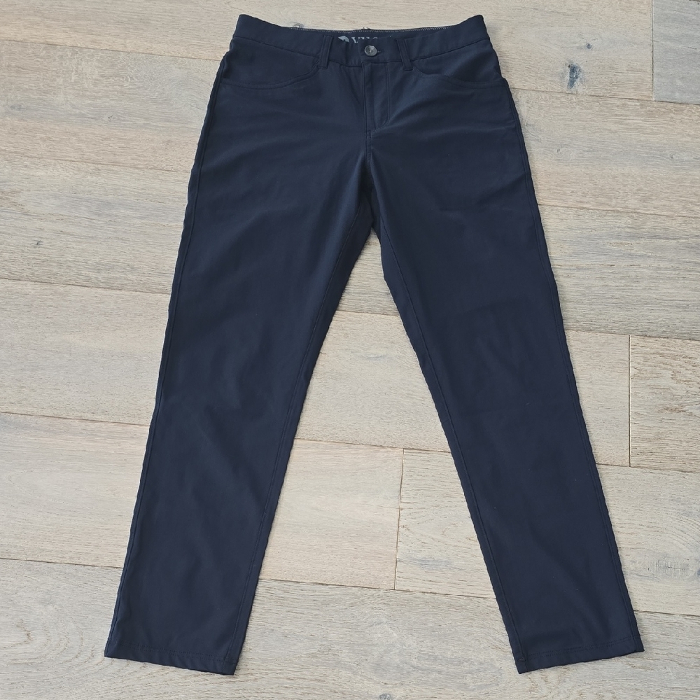 Vuori pants short inseam 28x27